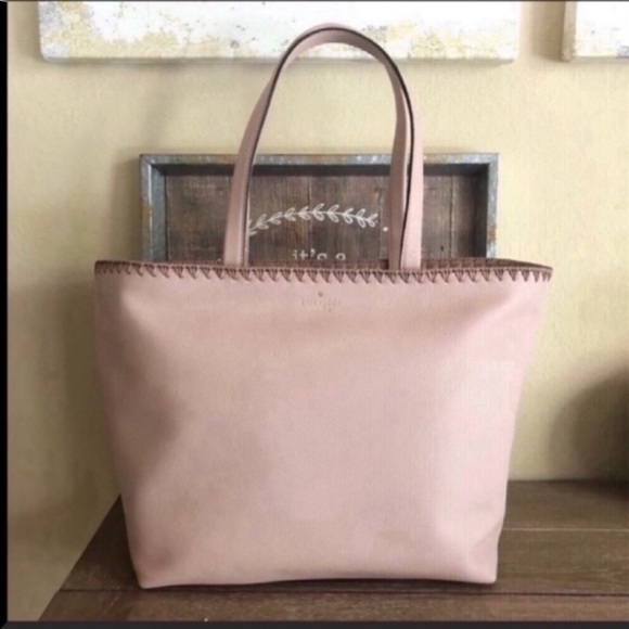 kate spade Handbags - Kate Spade neautral pink large tote bag purse